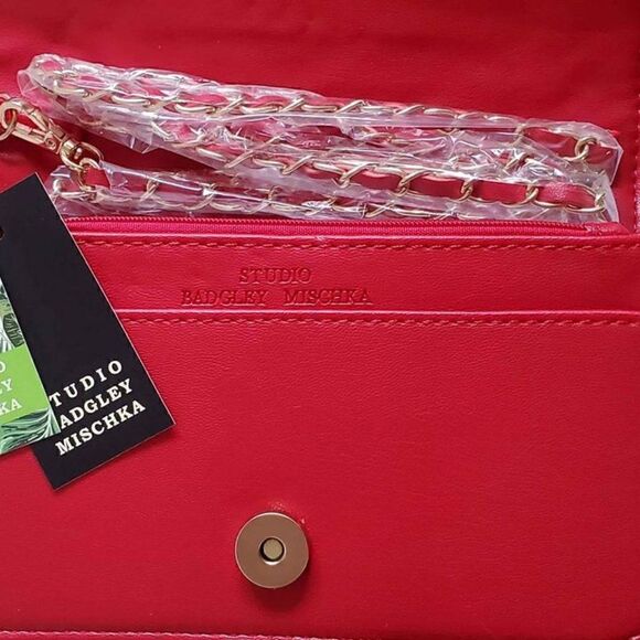 BADGLEY MISCHKA Diamond Quilted Red Crossbody Bag with Studs and Circle Logo NWT - Picture 8 of 10